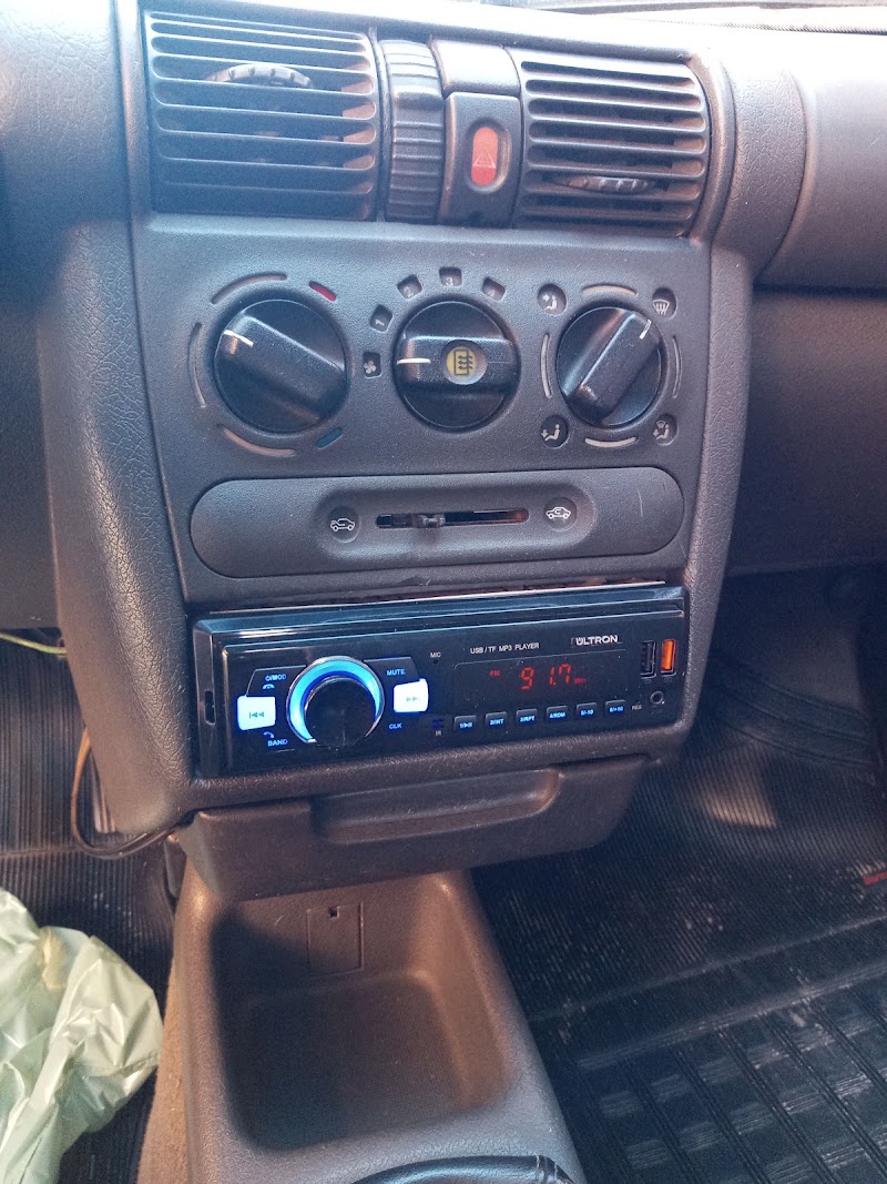 Foto de Rei das multimídias som automotivo e acistencia técnica em celular