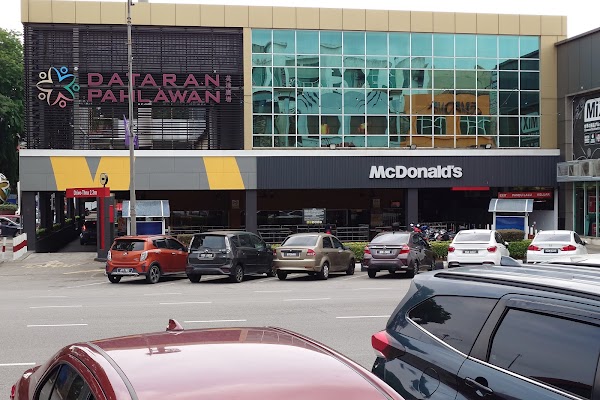 McDonald's Dataran Pahlawan DT - Photo 1