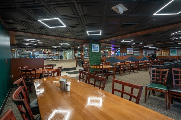 Benedict’s Eatery & Bar | Breakfast • Lunch