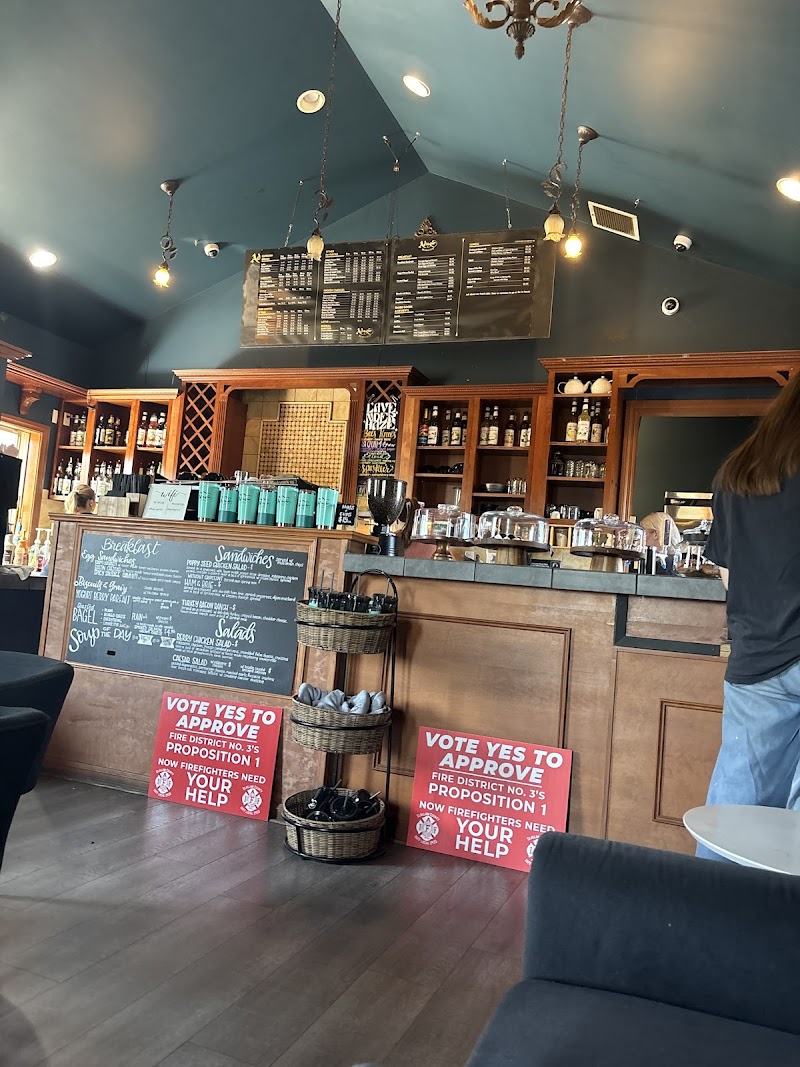 Adagio Bean & Leaf photo 1