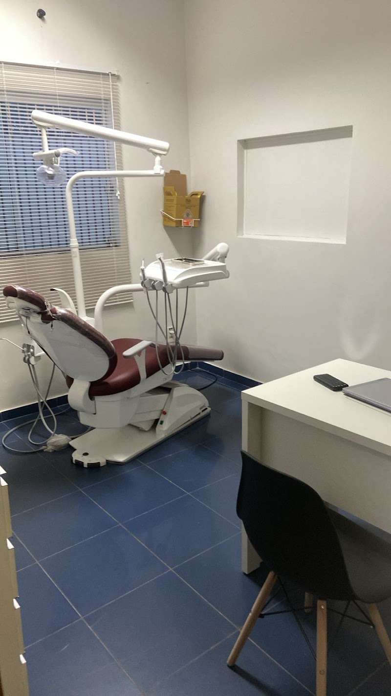 Dr. Rubens Albuquerque - Reabilitação Oral - foto 2