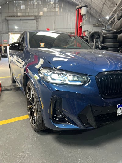 Foto de Pneus X Auto Center - Oficina Mecânica