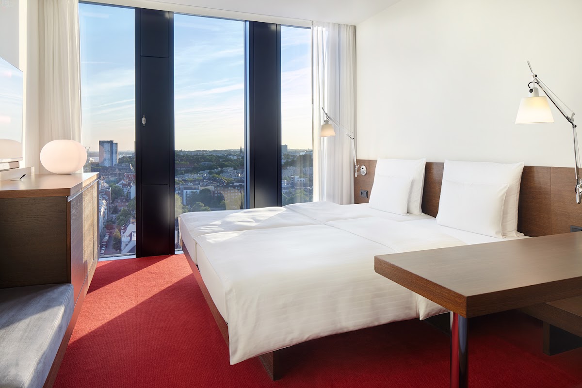 Empire Riverside Hotel, dog-friendly hotel