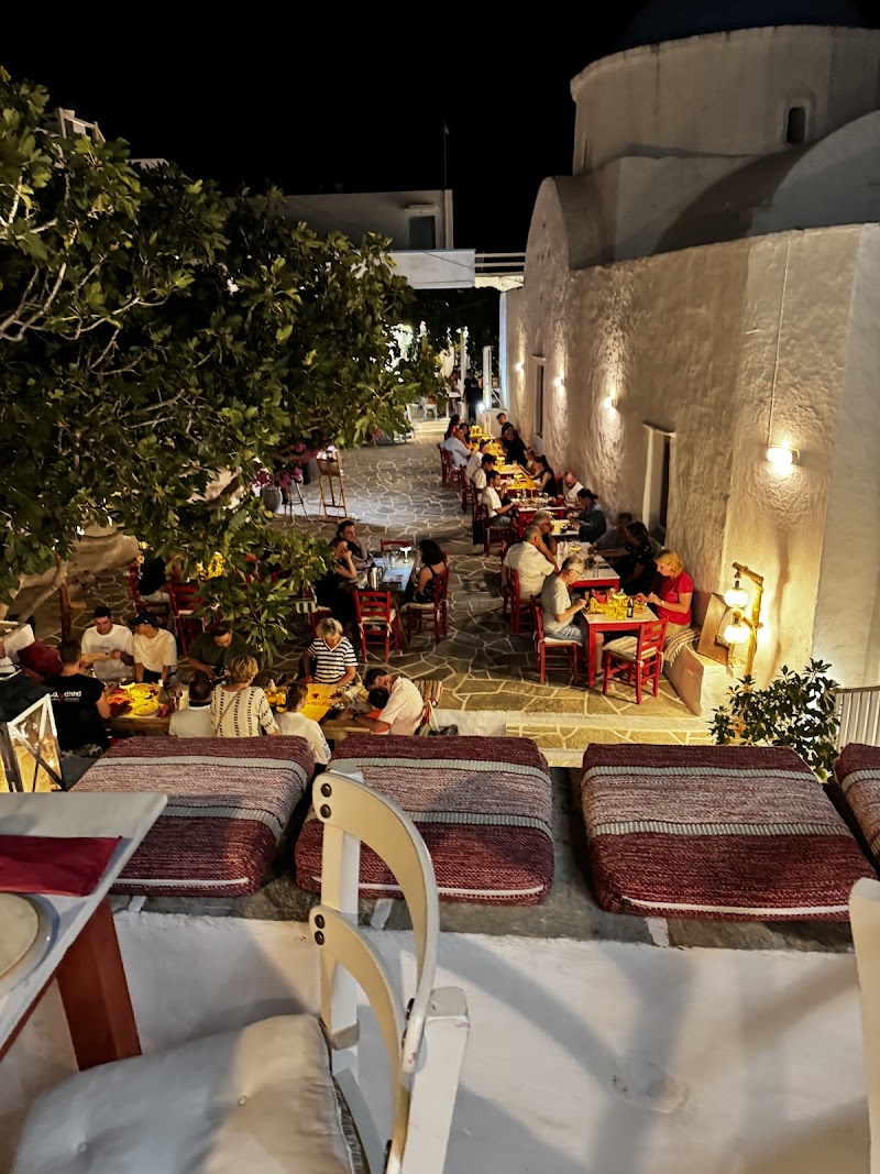 Cayenne Restaurant Art Gallery