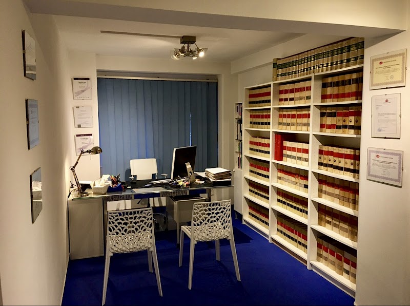 AMV Abogados Coruña photo 2