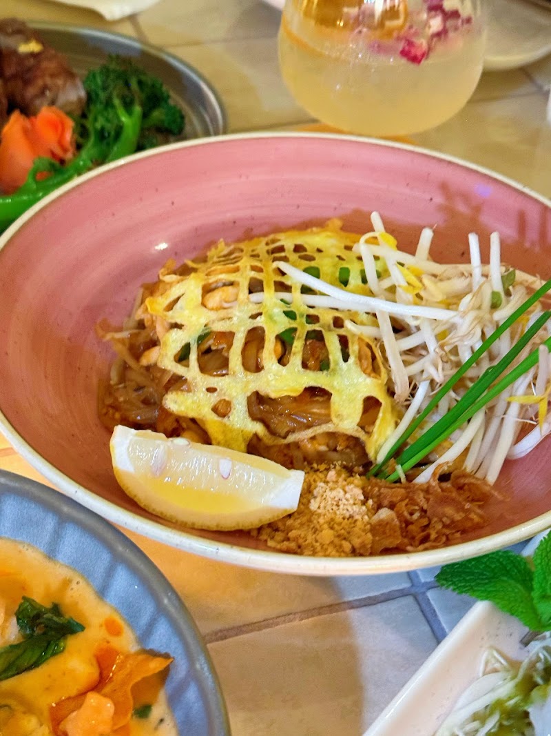 LIMLAY Thai Street Food & Bar photo 6