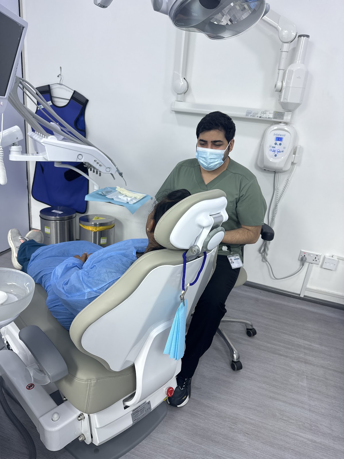 Dr Ahmed Alnajjar Dental clinic 5