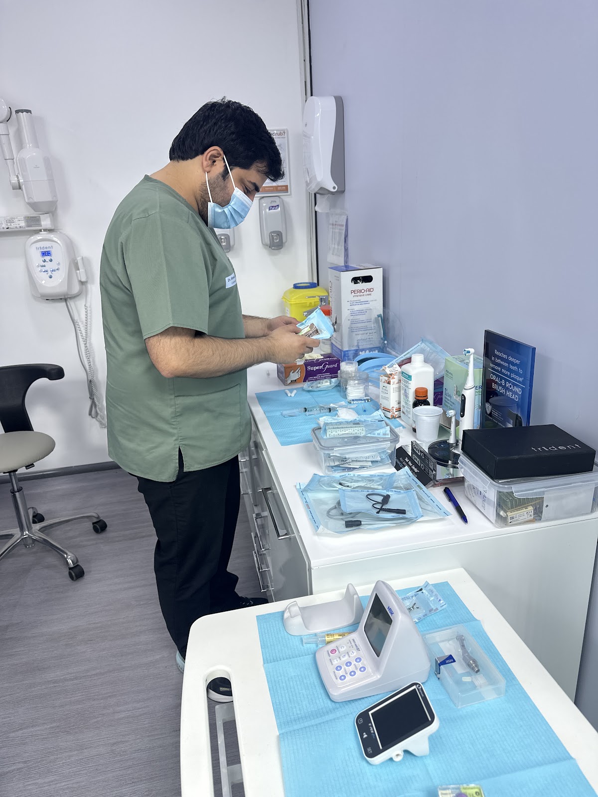 Dr Ahmed Alnajjar Dental clinic 4