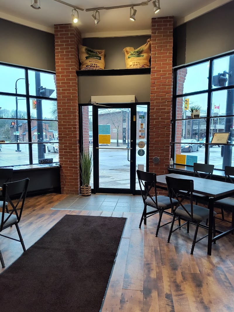 Frog Ponds Cafe photo 4