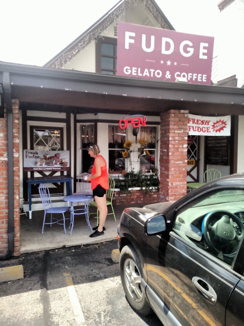 Sweet Country Charm Fudge & Gifts photo 1