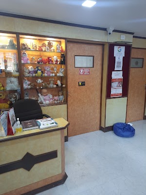 Dr. Madhav Wagle (Child & Newborn Specialist)