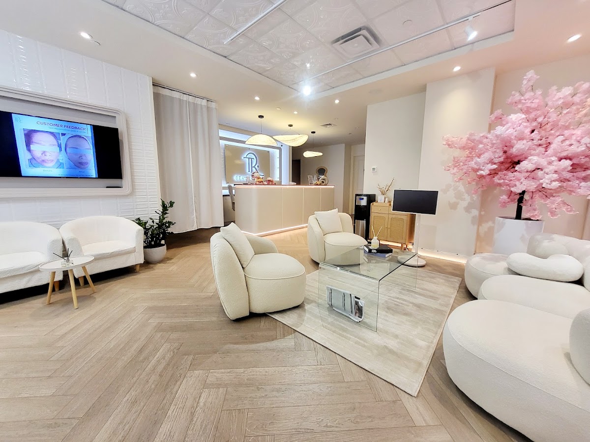 TR• Beauty Spa Vaughan in 7777 Weston Rd Units 205-206, Vaughan, ON L4L 0G8, Canada