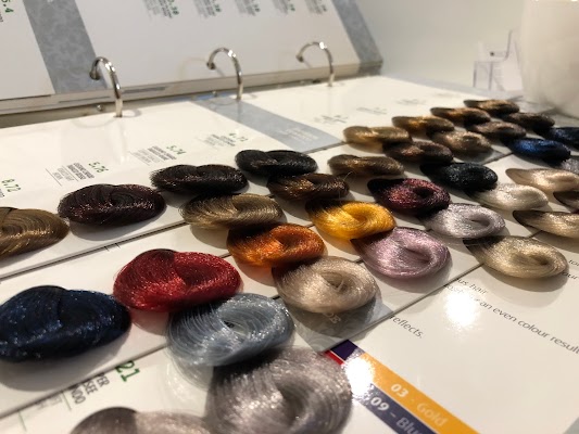 J Hair Studio - Hair Salon, Colouring, Perm, Permanent Straightening photo 3