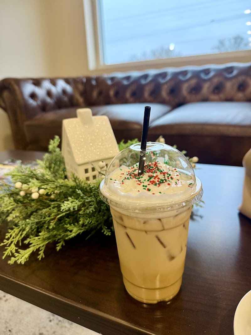 White House and Coffee Co photo 2