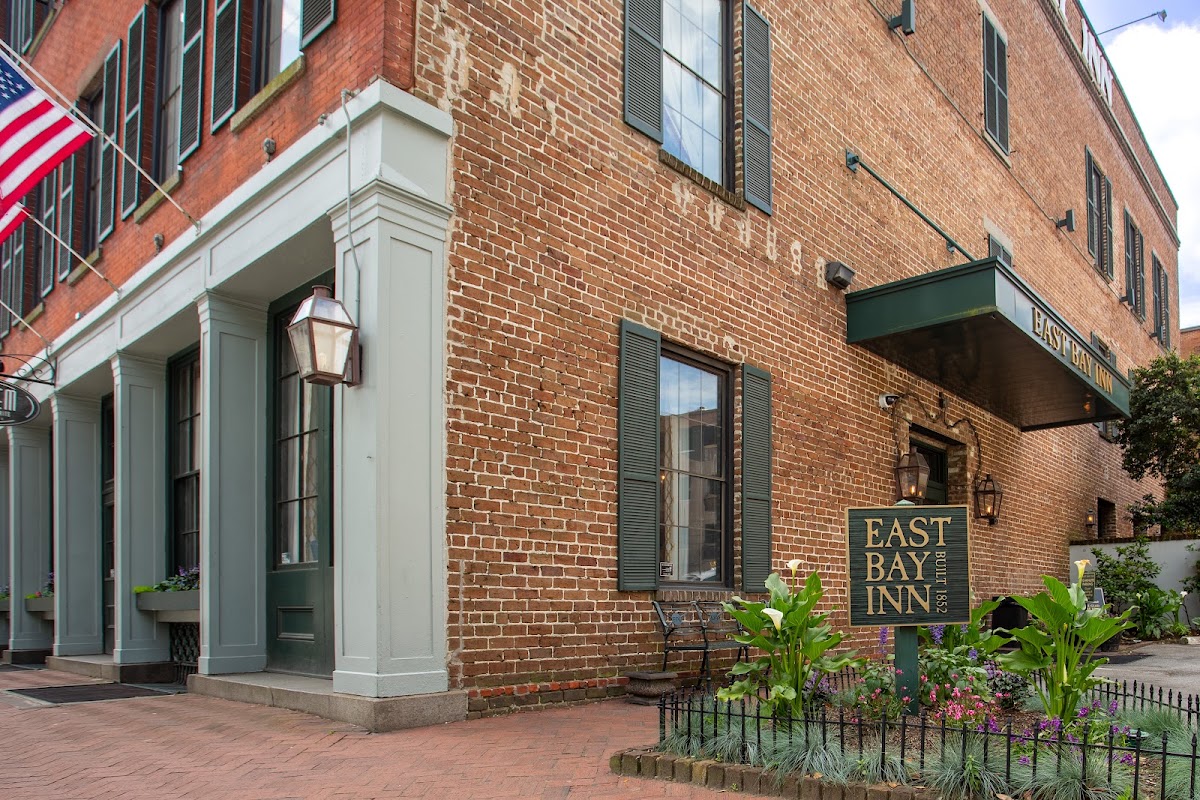 East Bay Inn, dog-friendly hotel in Savannah