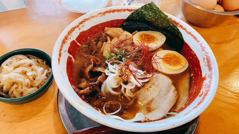 徳島ラーメン麺王 神戸大津和店 写真2