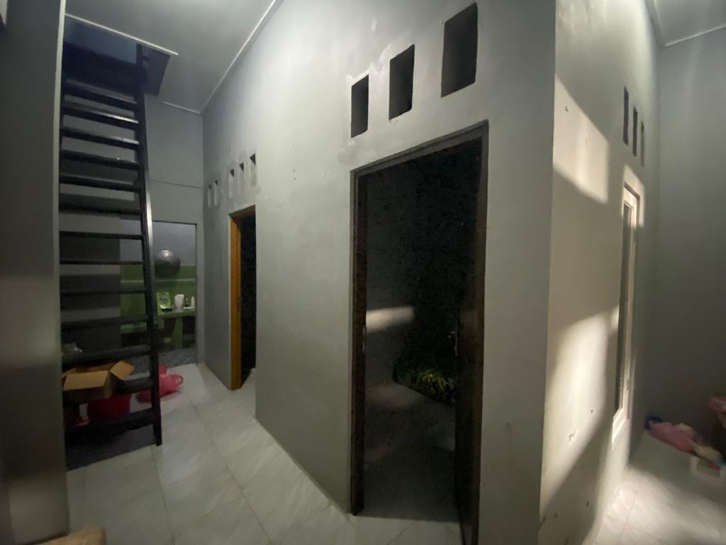Kontrakan Ibu Eti Suwarti