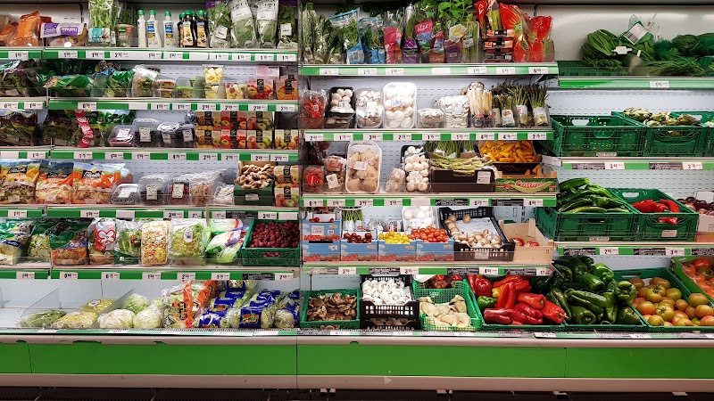 GADIS grocery store photo 5