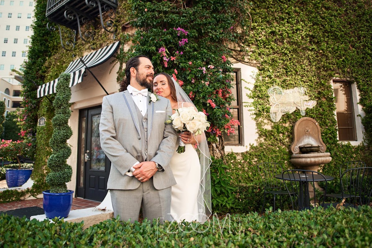 Zoom Wedding Studio: Google Places image 4