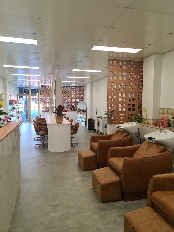 Renew Hair Salon - AVEDA photo 1