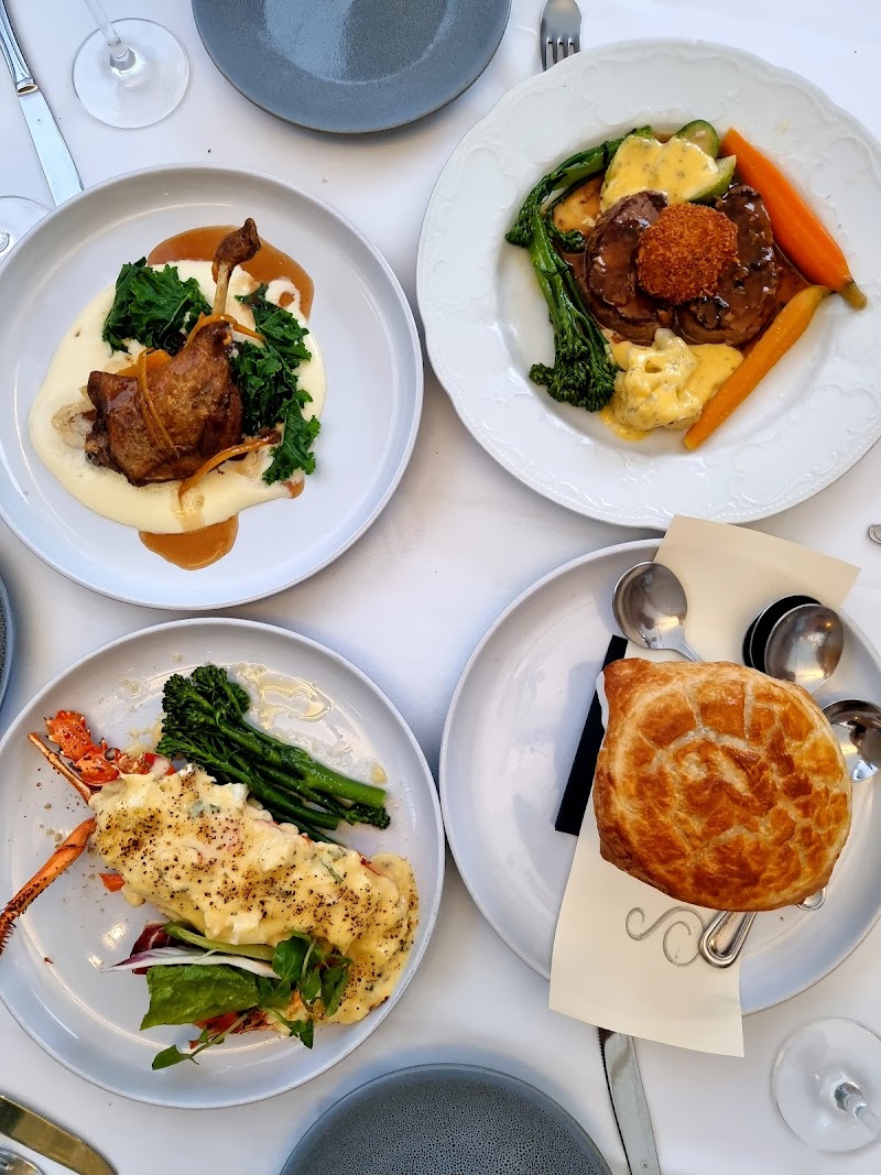 Saveur Restaurant photo 8