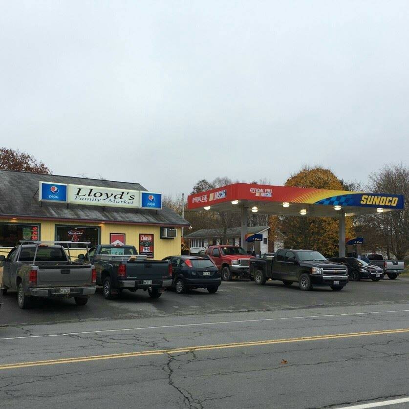 Lloyd’s Family Market
