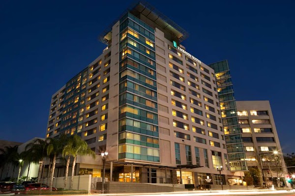 Embassy Suites by Hilton Los Angeles Glendale