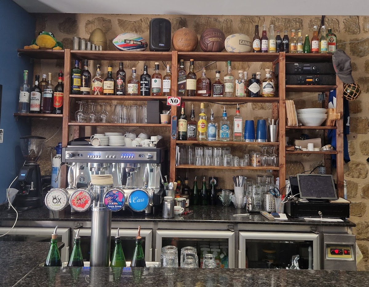 What the L?, vue extérieure