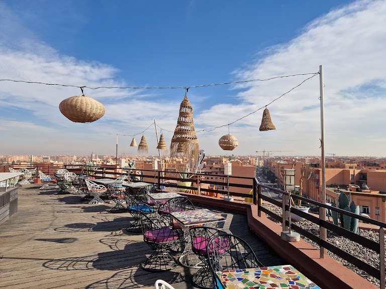 Sky Bar - La Renaissance — photo 8