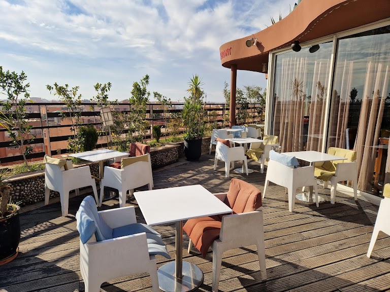 Sky Bar - La Renaissance