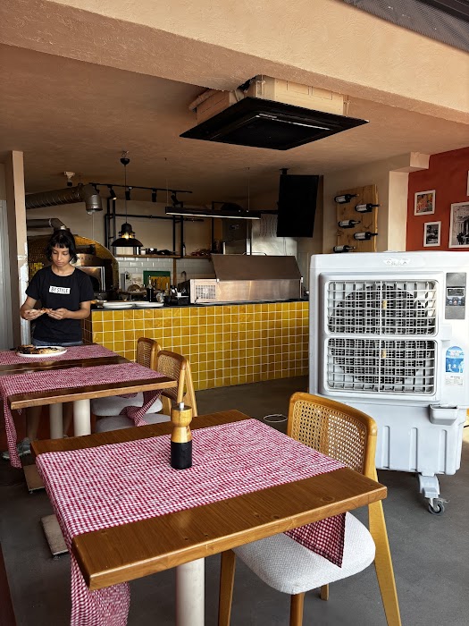 Piccolo Neapolitan Pizza fotoğraf 1