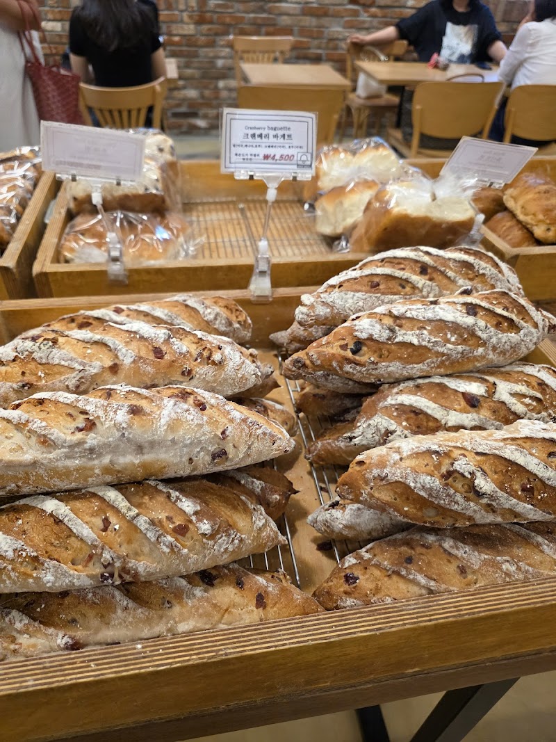 MAYBELL BAKERY Time Square 2