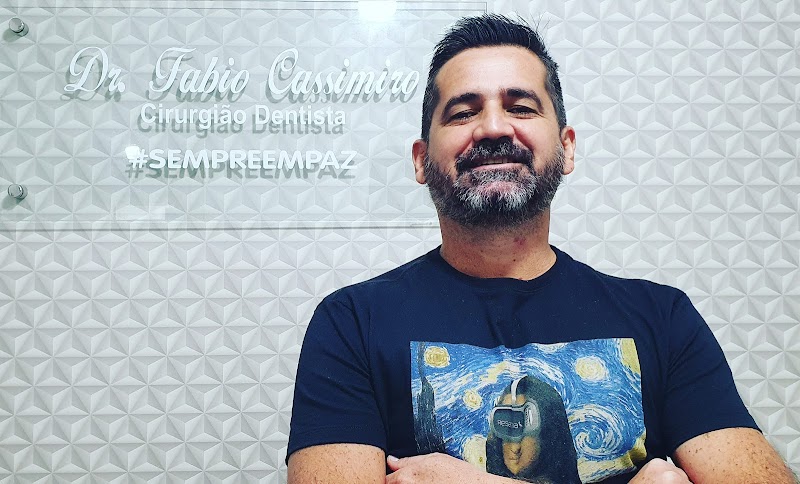 Dr. Fábio Cassimiro - Cirurgião Dentista - foto 3
