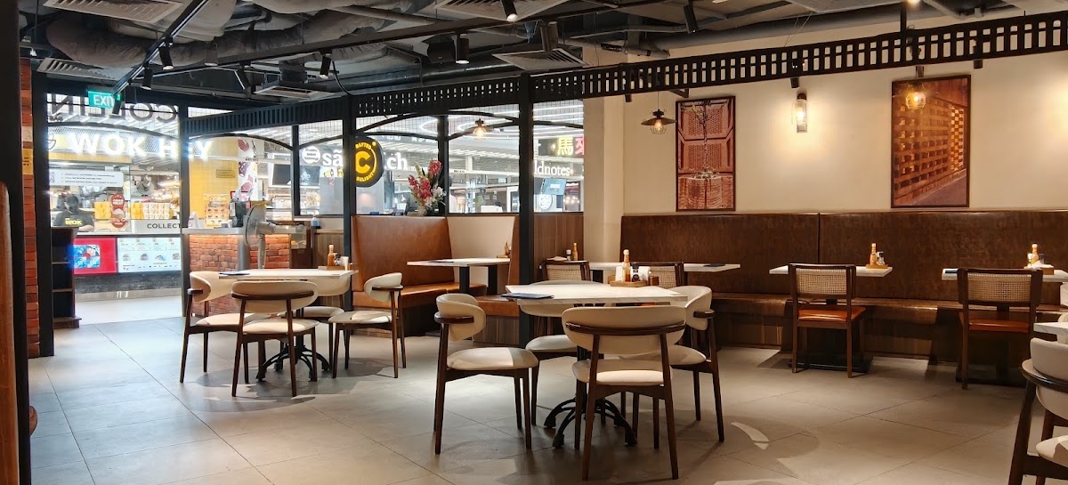 Collin's Gastro Dining (Sengkang Grand Mall)