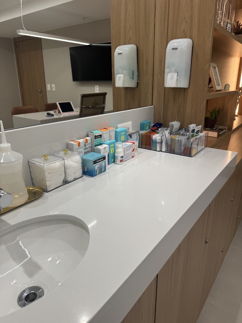 Foto de Dra. Thayane Lemos, Dermatologista