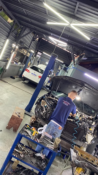 Foto de Júnior Car Auto Mecânica