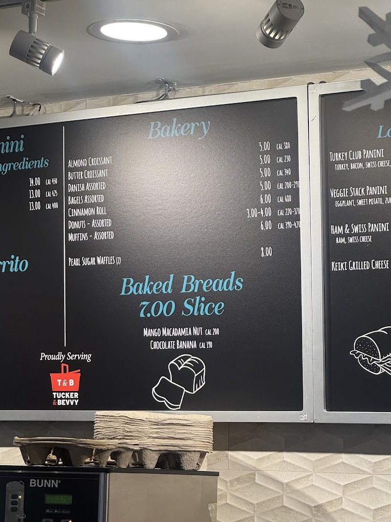 Tucker & Bevvy photo 3