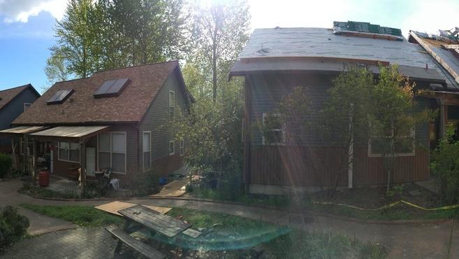 DHT CONSTRUCTION & ROOFING LLC photo 1