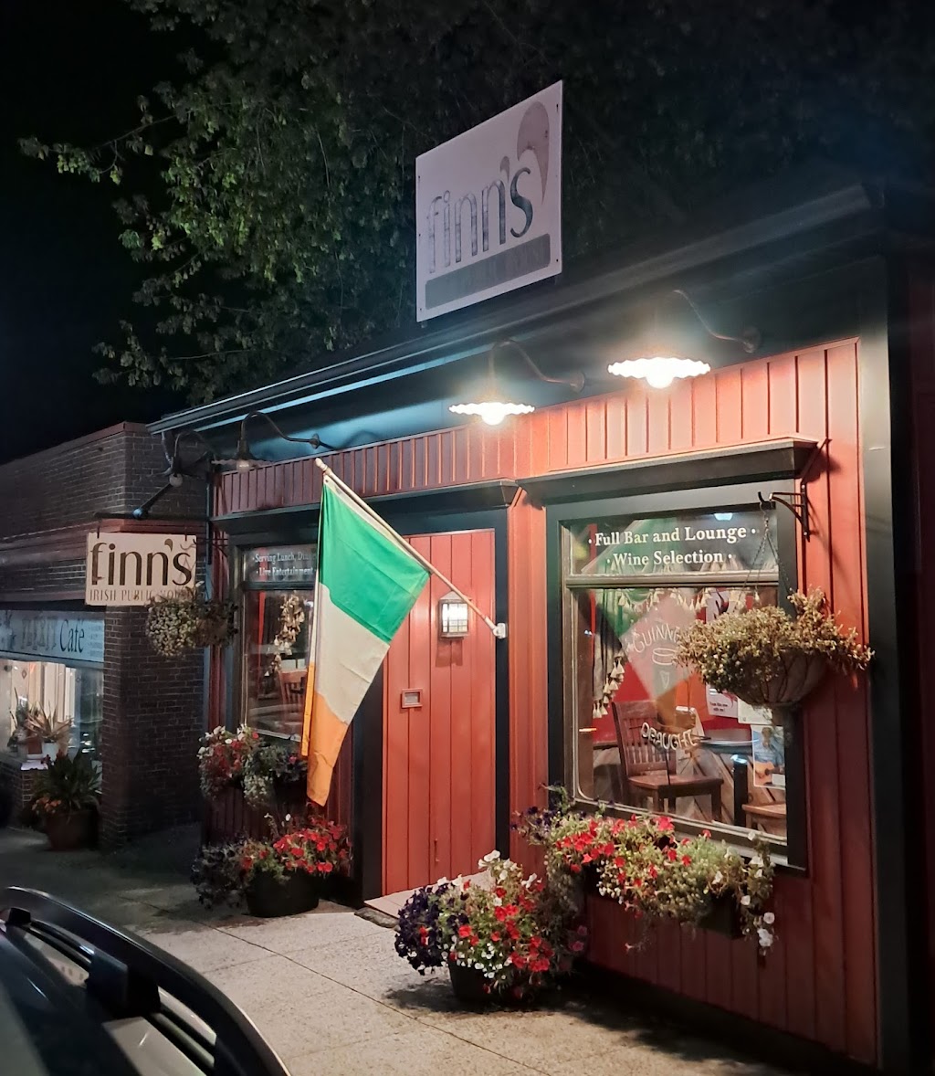 Finn’s Irish Pub