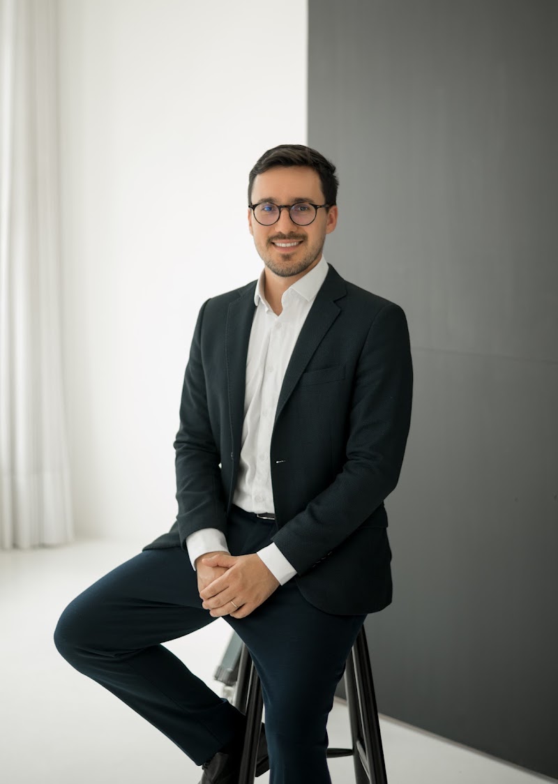Dr. Luis Nicaloski - Médico em Joinville