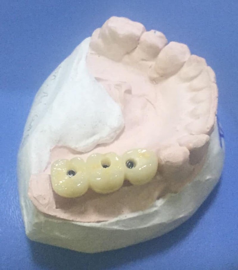 Clínica Estilo - implantes e reabilitação oral - foto 4