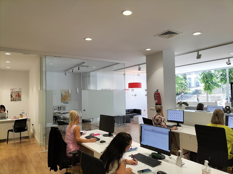 Inmobiliaria Engel & Völkers Pontevedra-Sanxenxo photo 2