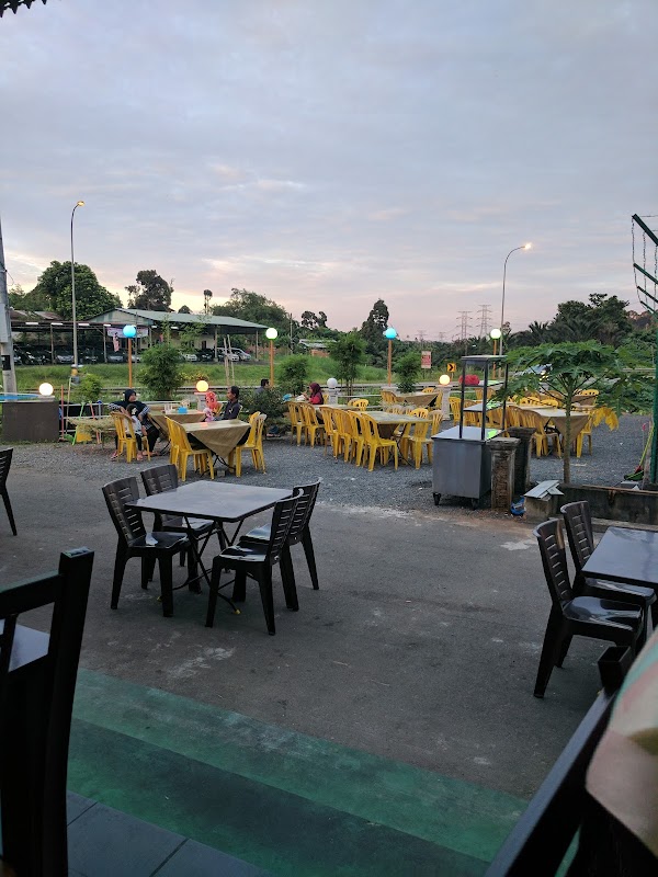 Restoran BISTRO SEAFOOD - Photo 1