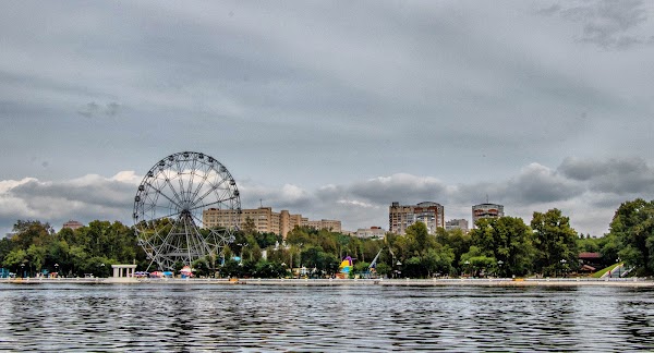 Ferris wheel 1
