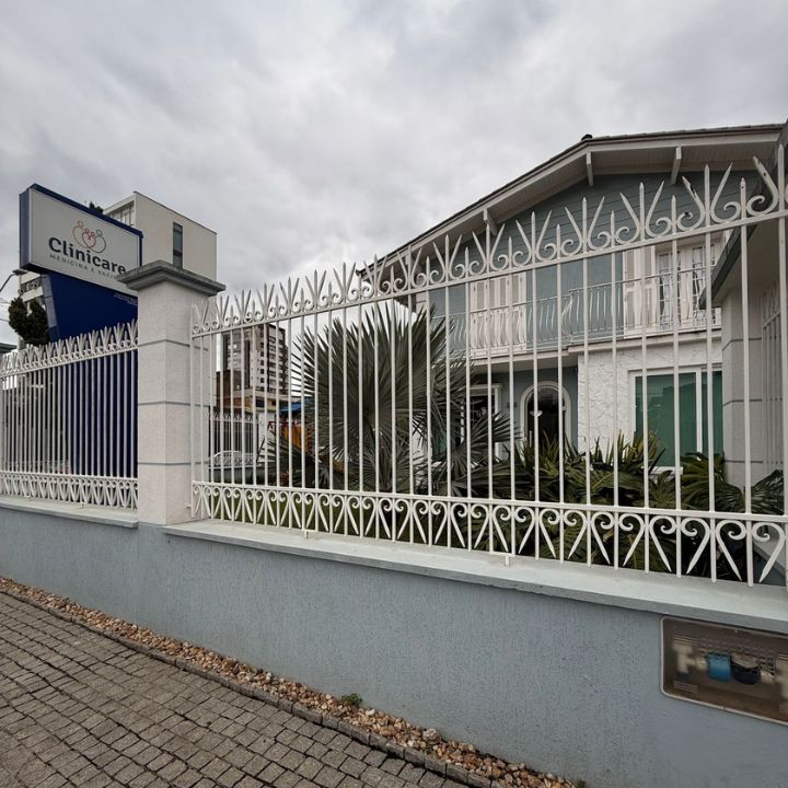 Foto de Dra. Jhoselin Carone – Médica de Família Joinville
