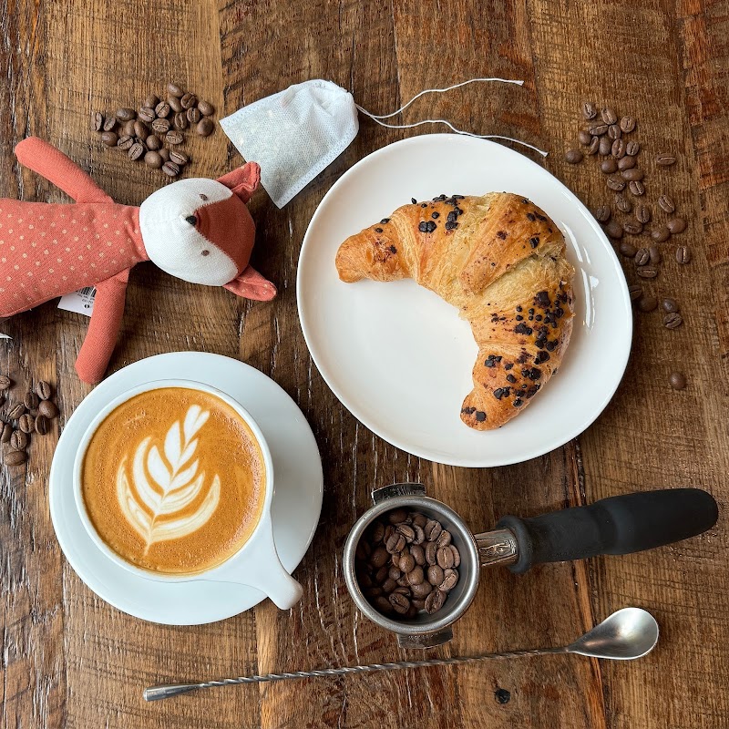 Foxtail Coffee Downtown Holland photo 3