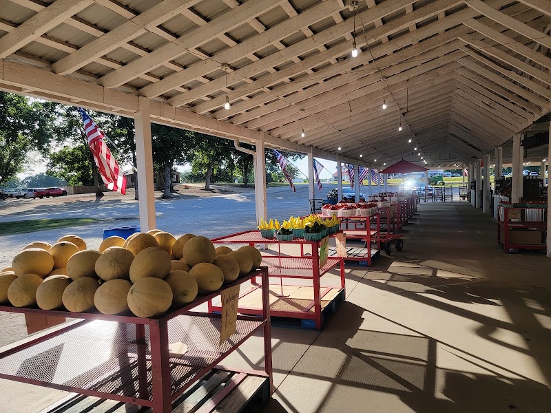 Strawberry Hill USA- PRODUCE SHED photo 3