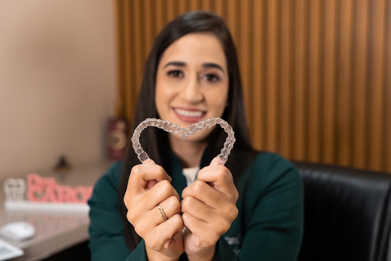 Dra Carol Soares | Aparelho invisível Invisalign em Porto Velho RO - foto 3