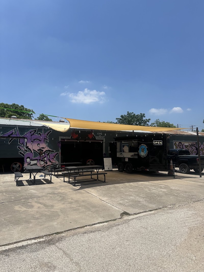 Video tour of ATX Organics retail environment