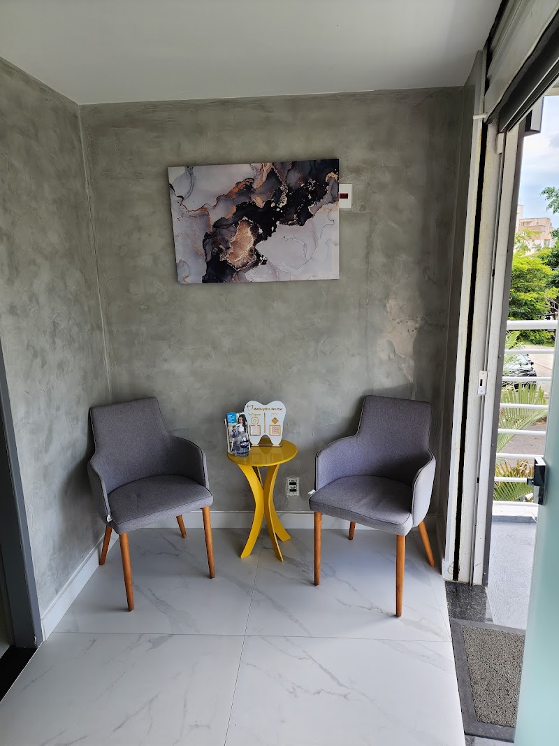 Dentista Dra. Wellvytha Freitas - Consultório Odontológico - foto 5